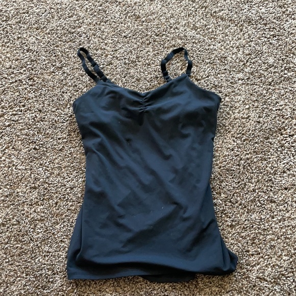Black Fabletics top - Picture 2 of 4